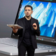 “Sí, lo estoy diciendo en serio”. - Panos Panay, vicepresidente de Surface para Microsoft. (Richard Drew / AP Images).